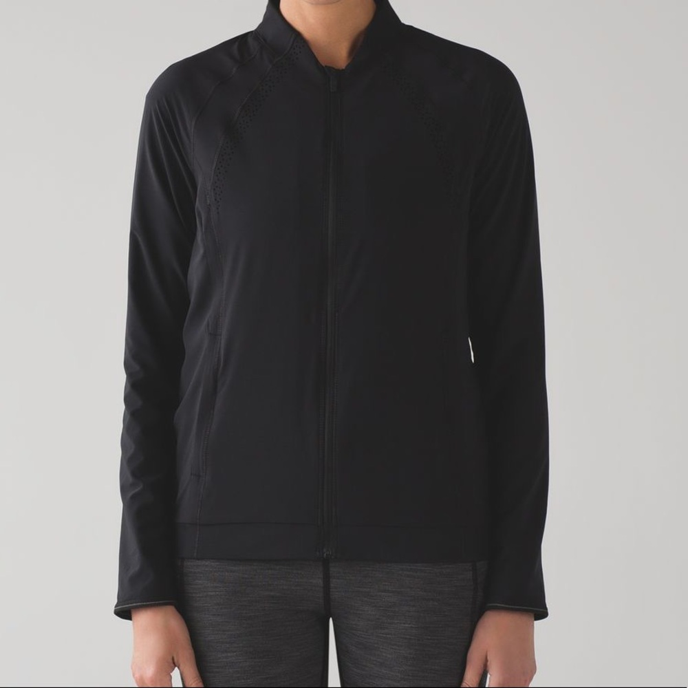 Lululemon Hit It Jacket 🍋